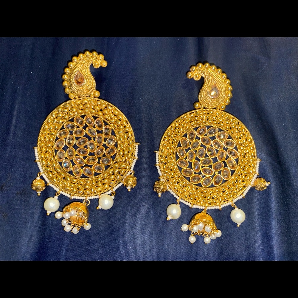 Beautiful Indian Tradition earrings